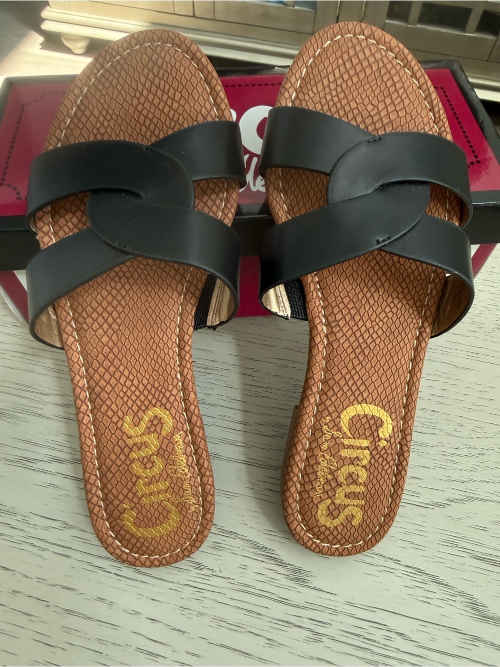 Circus by Sam Edelman Black Slide Sandals with Tan Footbed